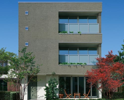 画像:3階建ての家